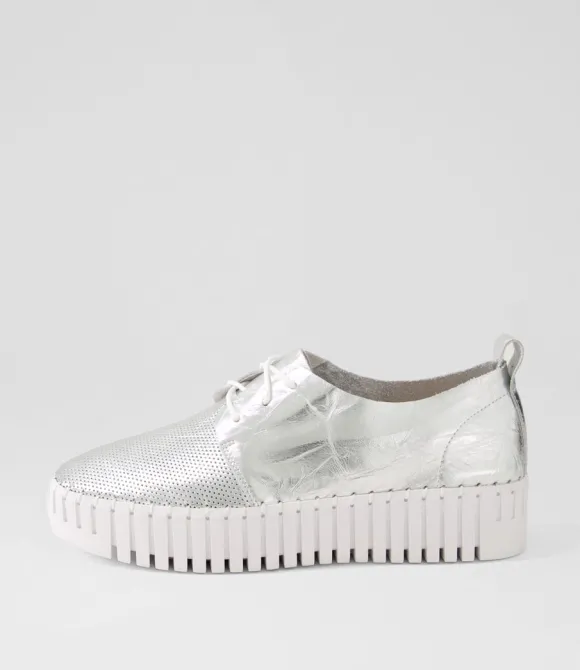 Women DJANGO & JULIETTE Wedges | Batu Silver Shine Leather Sneakers