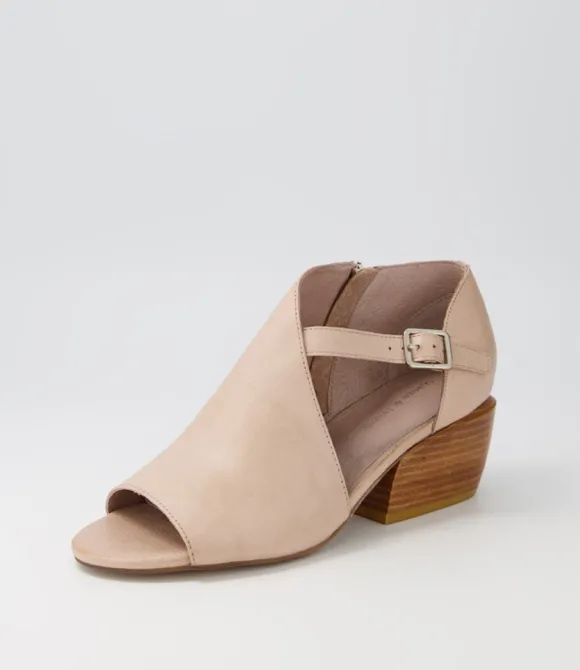 Women DJANGO & JULIETTE Heels | Elvira Cafe Leather Sandals